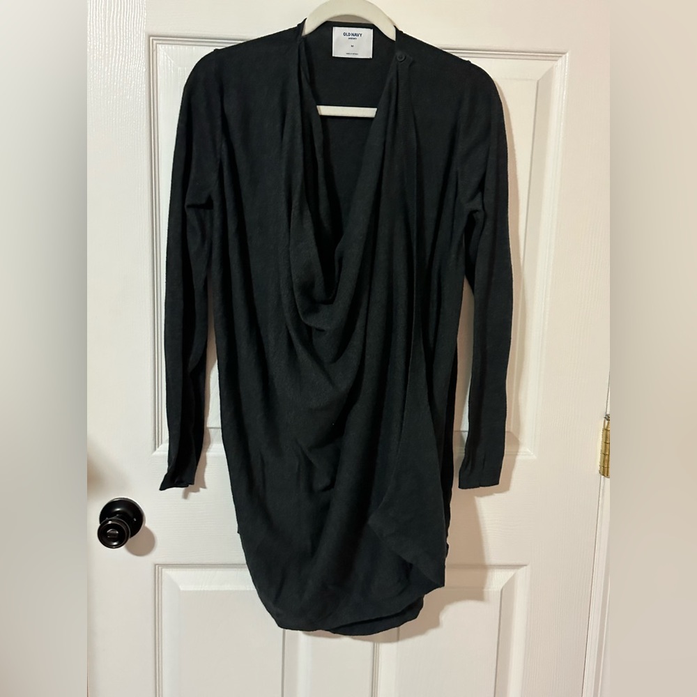 2 Maternity sweaters